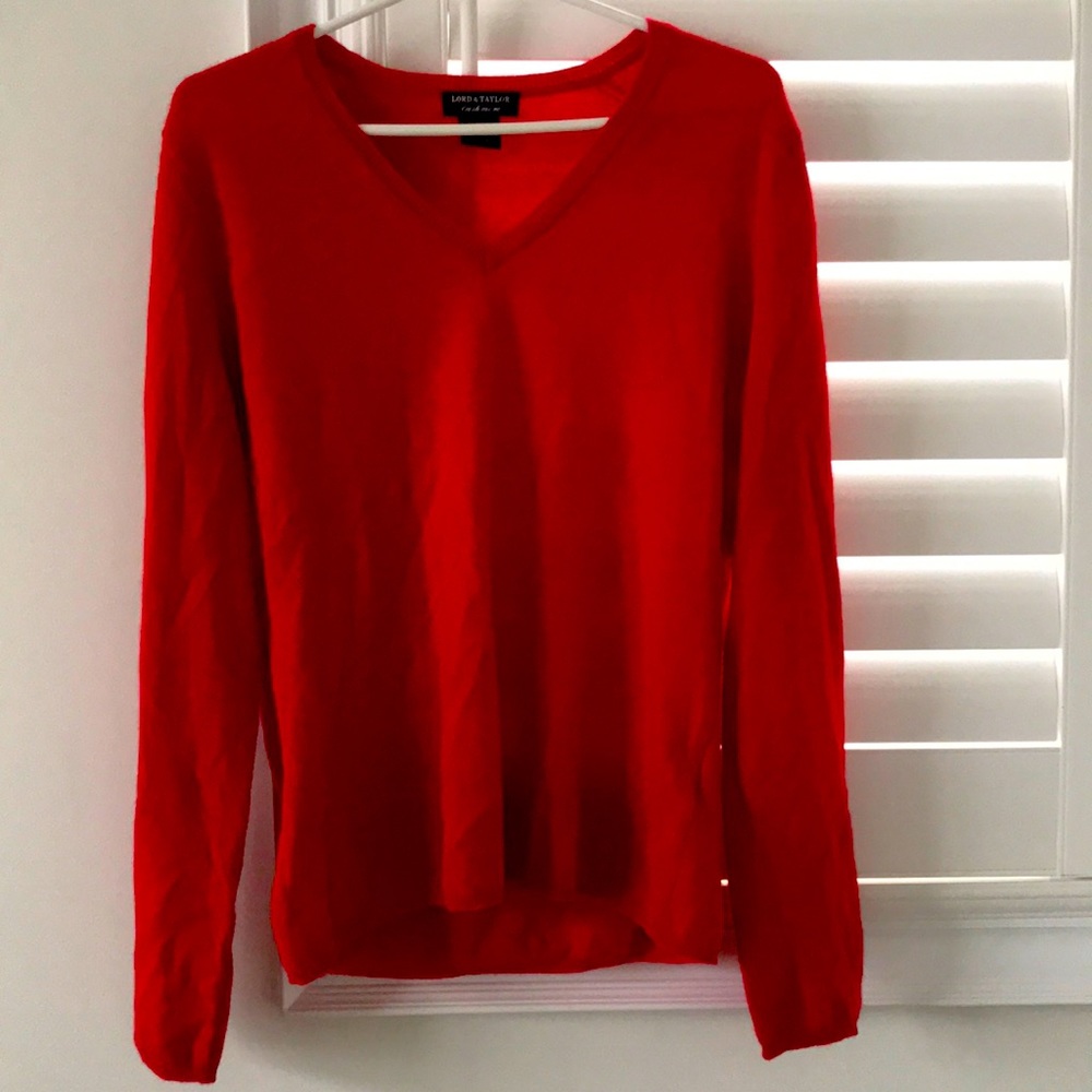 LORD &TAYLOR 100% CASHMERE RED SWEATER